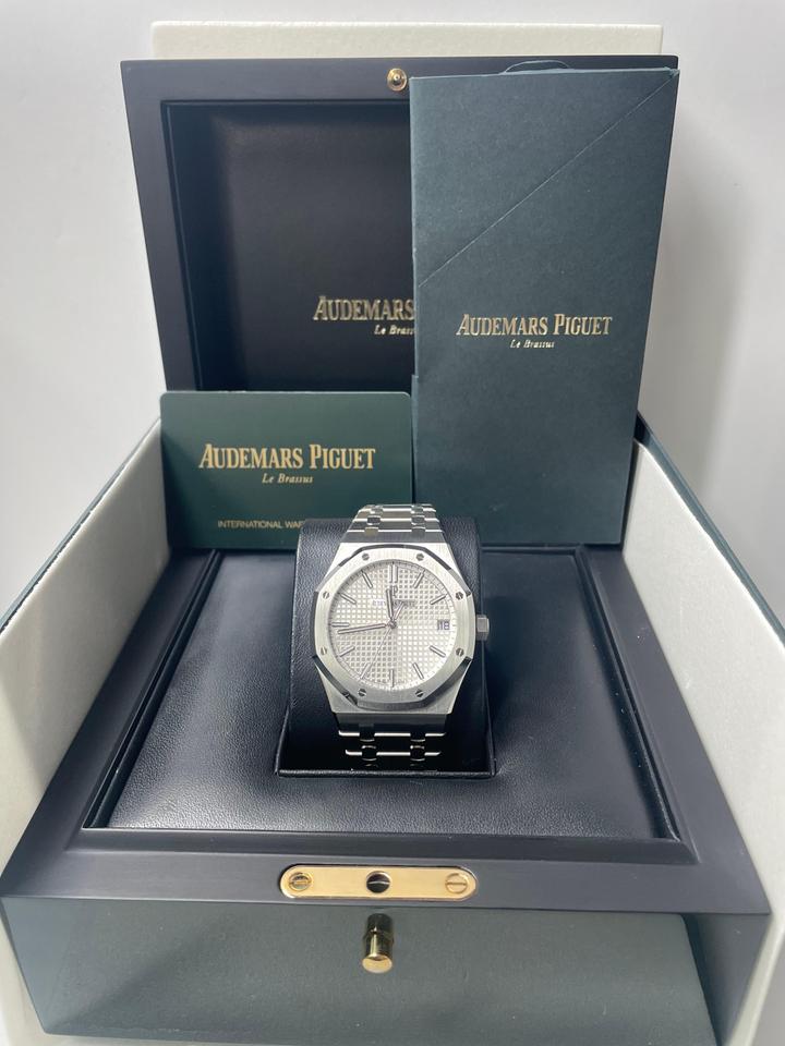 Audemars Piguet Royal Oak Selfwinding 41mm Stainless Steel Silver Dial - Image 7