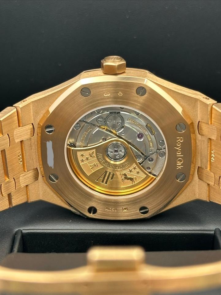 Audemars Piguet Royal Oak Selfwinding Blue Dial Rose Gold - Image 5