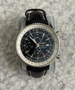 Breitling Navitimer World A24322 – Near Mint