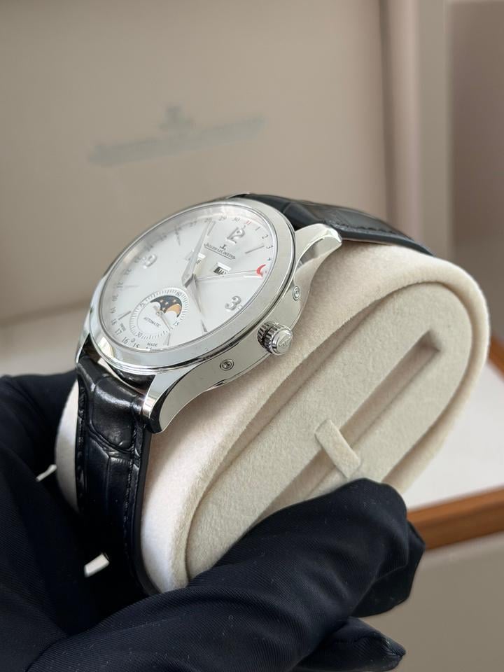 Jaeger-LeCoultre Master Calendar Full Set Lightly Polished to Like New Condition - Image 4