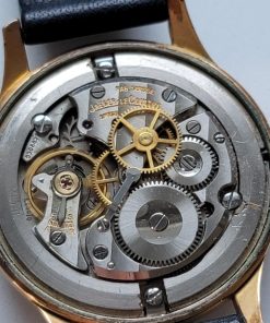Alternative view of Jaeger-LeCoultre Classic 1950s Automatic Dress Watch Vintage Rose Gold Automatic