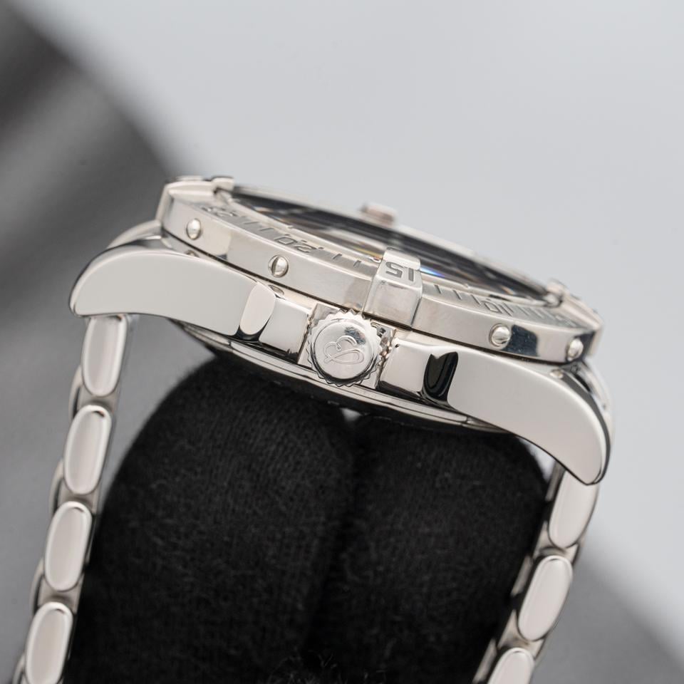 Breitling Superocean A17360 - Image 4