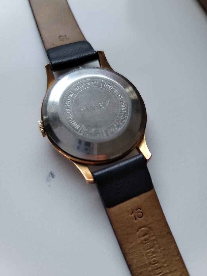 Jaeger-LeCoultre Classic 1950s Automatic Dress Watch Vintage Rose Gold Automatic - Image 4